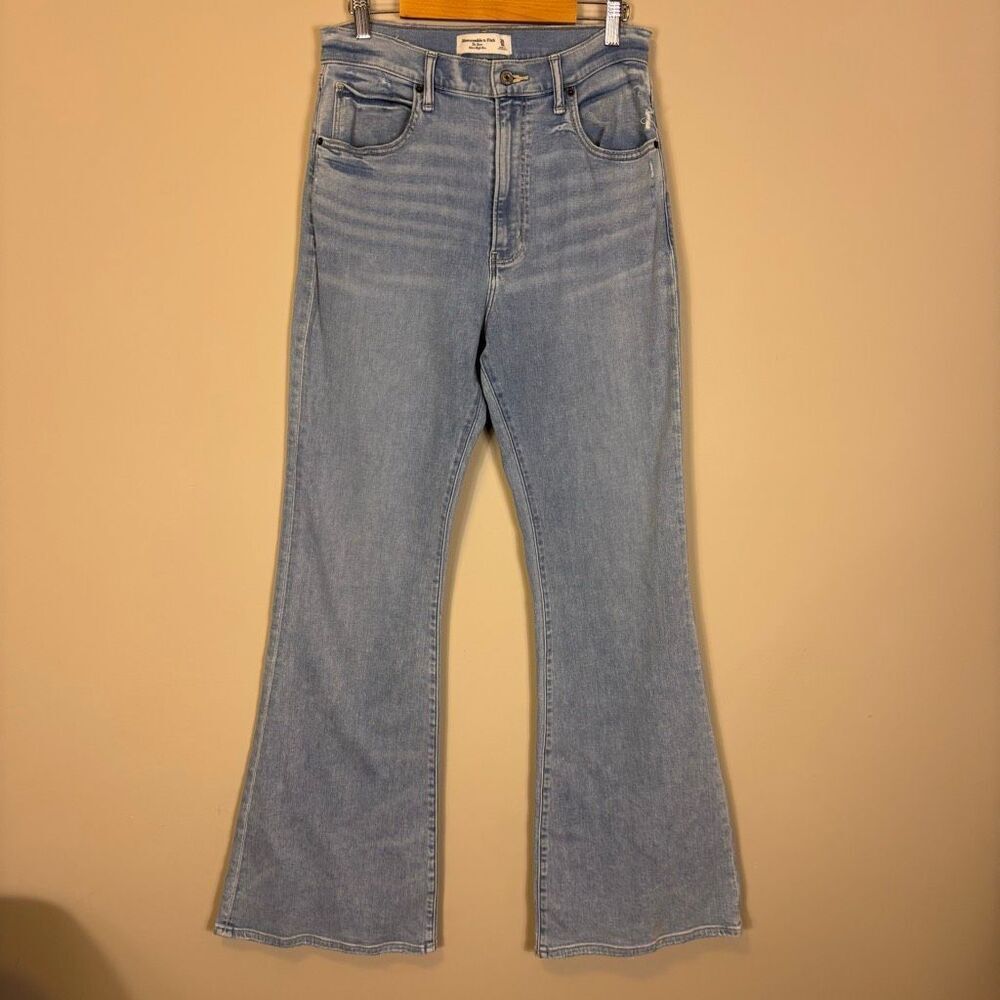 Abercrombie & Fitch The Flare Ultra High Rise Jeans 10 Long Inseam